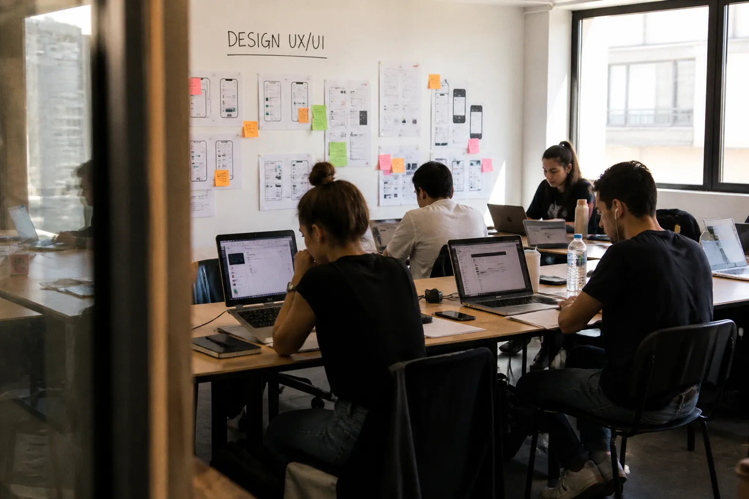 Maîtrisez le design UI/UX grâce à 75 heures de formation intensive