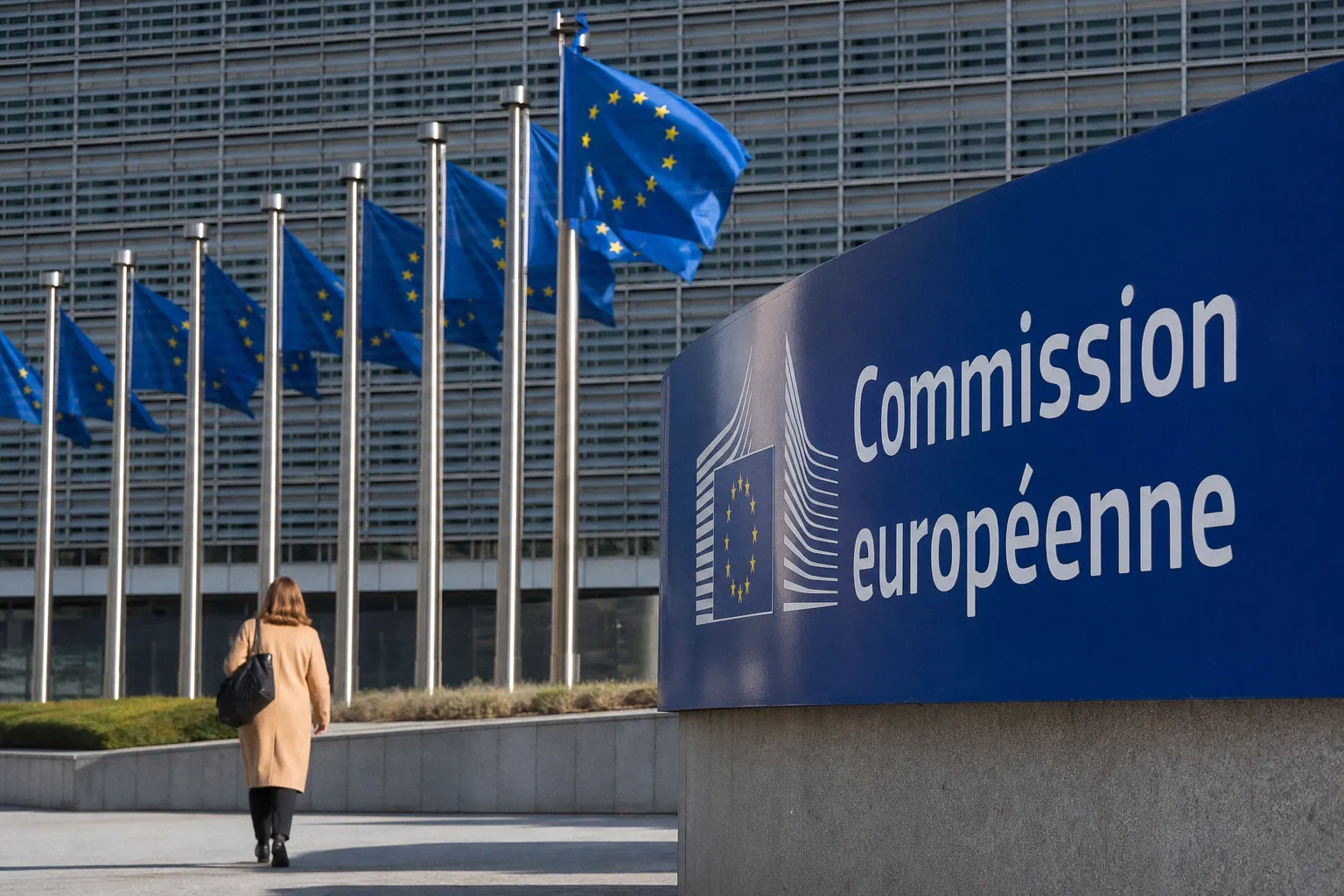 Nouveaux standards graphiques de l'UE pour identifier les contenus générés par l'IA
